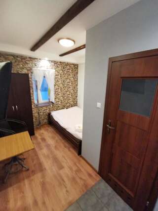 Мини-отель Karczma KOSZARKA Ploski Двухместный номер с 1 кроватью и собственной ванной комнатой-9